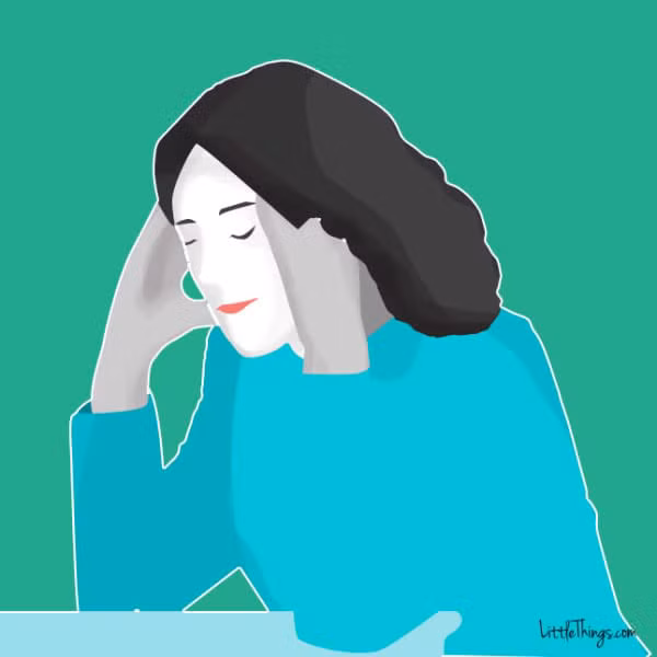 đặt viên đá lạnh lên cổ