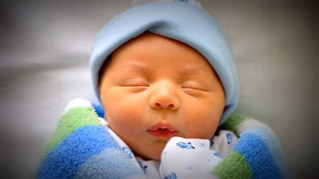 Những điều kiêng kỵ khi nhà có trẻ sơ sinh nhất định mẹ phải biết