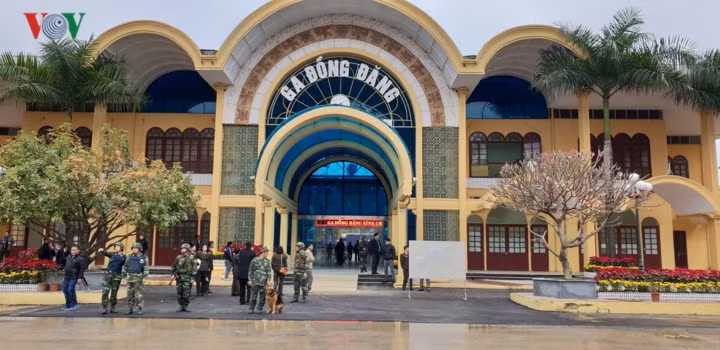 Công tác an ninh tại ga Đồng Đăng được thắt chặt. Ảnh: VOV