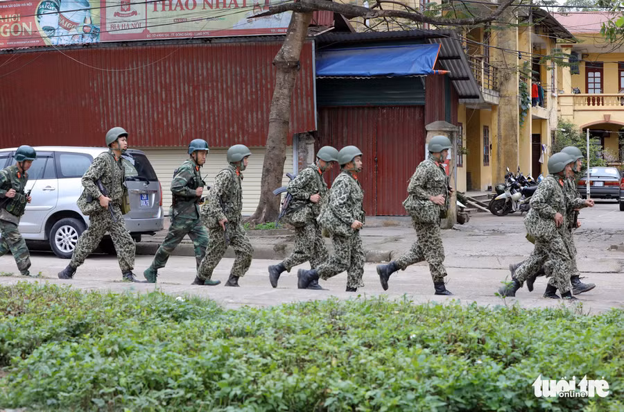 Chó nghiệp vụ, kiểm soát quân sự phong tỏa ga Đồng Đăng - Ảnh 4.
