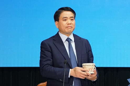 Chủ tịch UBND thành phố Hà Nội Nguyễn Đức Chung phát biểu tại họp báo. Chủ tịch UBND thành phố Hà Nội Nguyễn Đức Chung phát biểu tại họp báo.