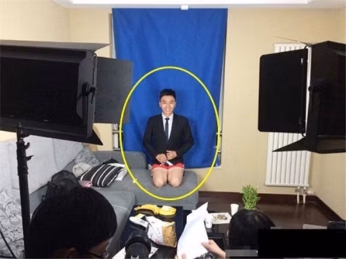 Ảnh hậu trường hài hước của các MC, BTV truyền hình ảnh 12