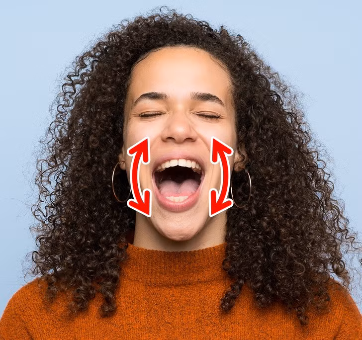 8 động tác đơn giản giúp khuôn mặt thon gọn chỉ sau vài ngày ảnh 7 1560699756-906-12929060-image-crop-1064x1000-1559126065-728-ac6eb8128f-1559649532-1560504956-width728height684