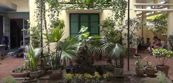 Bí mật về căn nhà “khủng” giữa lòng Hà Nội của ông Sơn “Về nhà đi con”