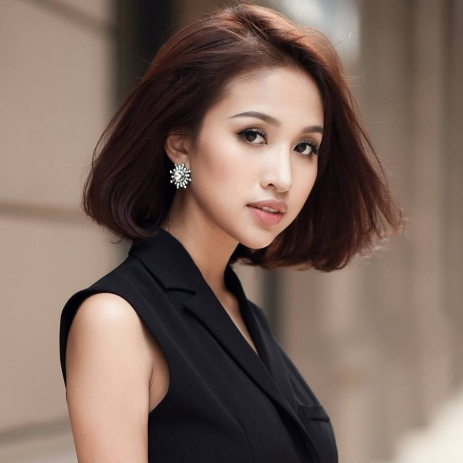 Nhan sắc lão hóa ngược của hội bạn thân U30 Vân Hugo, Huyền Lizzie ảnh 6 tieu-su-mc-dien-vien-van-hugo-4604