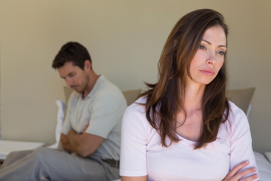 Nếu cuộc trò chuyện của bạn có xu hướng nhanh chóng leo thang thành những cuộc tranh cãi căng thẳng, đối phương sẽ có xu hướng phòng thủ, tức giận hoặc mất kiểm soát. (Ảnh: ITN).