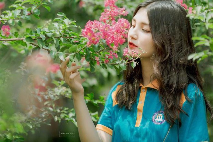 Bạn gái Đức Chinh và những cô gái quê Bắc Giang nổi trên mạng ảnh 8 Bạn gái Đức Chinh và những cô gái quê Bắc Giang nổi trên mạng ảnh 8