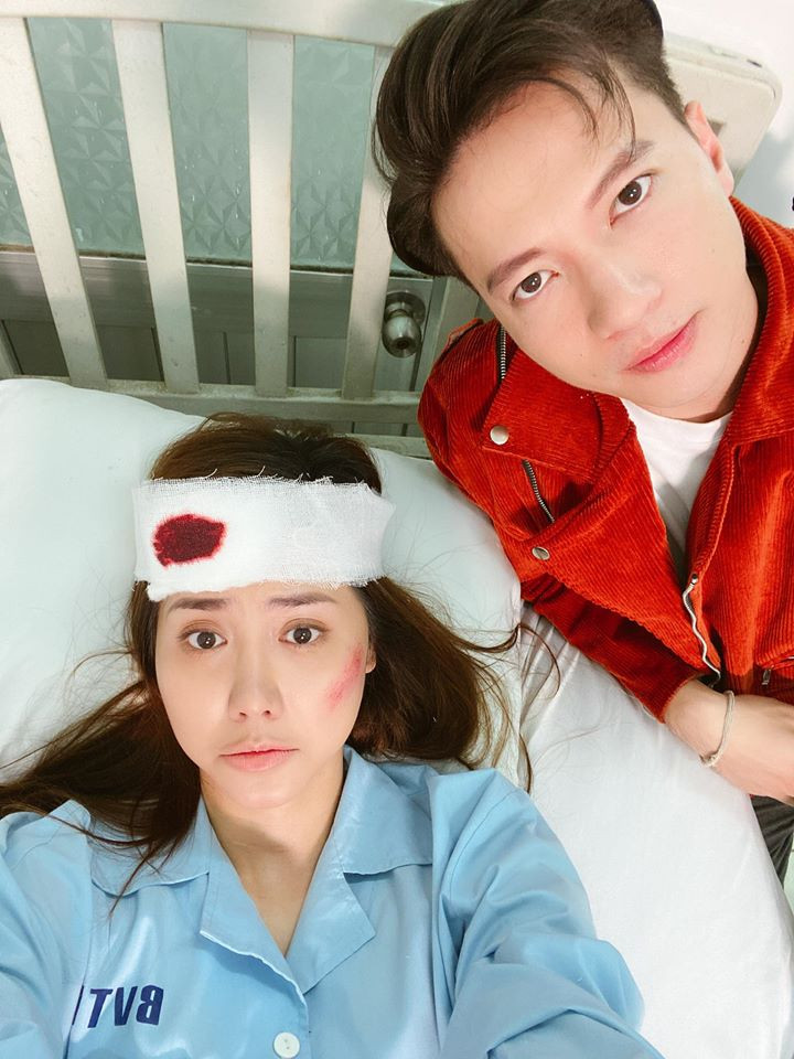 Sự thật đằng sau bức ảnh cưới gây xôn xao của nữ diễn viên Tường Vi, hóa ra chú rể là người quen Sự thật đằng sau bức ảnh cưới gây xôn xao của nữ diễn viên Tường Vi, hóa ra chú rể là người quen