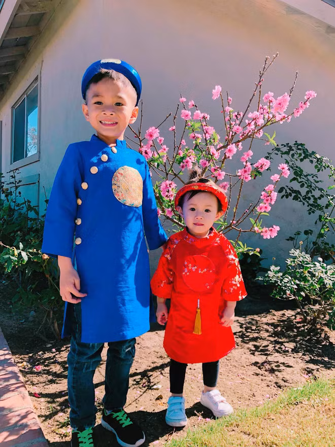 Sau 7 năm, em gái Thanh Thảo đã có hạnh phúc mới và sinh thêm 1 bé gái tại Mỹ. Hiện con trai Ngô Kiến Huy - bé Jacky Minh Trí sống cùng nữ ca sĩ Thanh Thảo. 