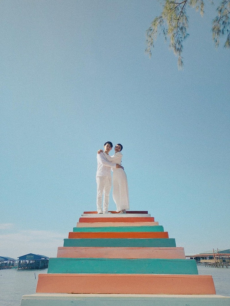 Kết hôn gần 1 tháng, Đông Nhi vẫn xấu hổ khi được gọi “vợ chồng son“ ảnh 2 Keyword đầu tiên có dấu