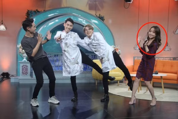 Trước Quốc Khánh, nhiều MC cũng từng 