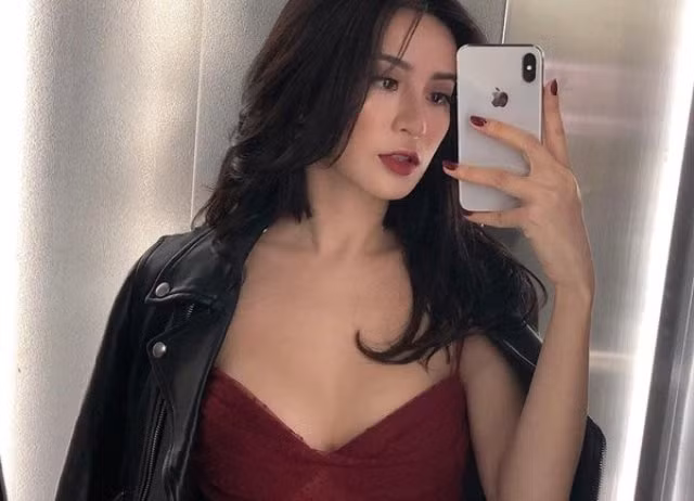 Nhan sắc hiện tại của Miss Audition 2006 Ngọc Anh được nhận xét là sắc sảo và cuốn hút hơn xưa rất nhiều.