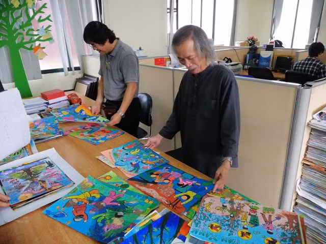 Ban giám khảo chấm chung khảo.