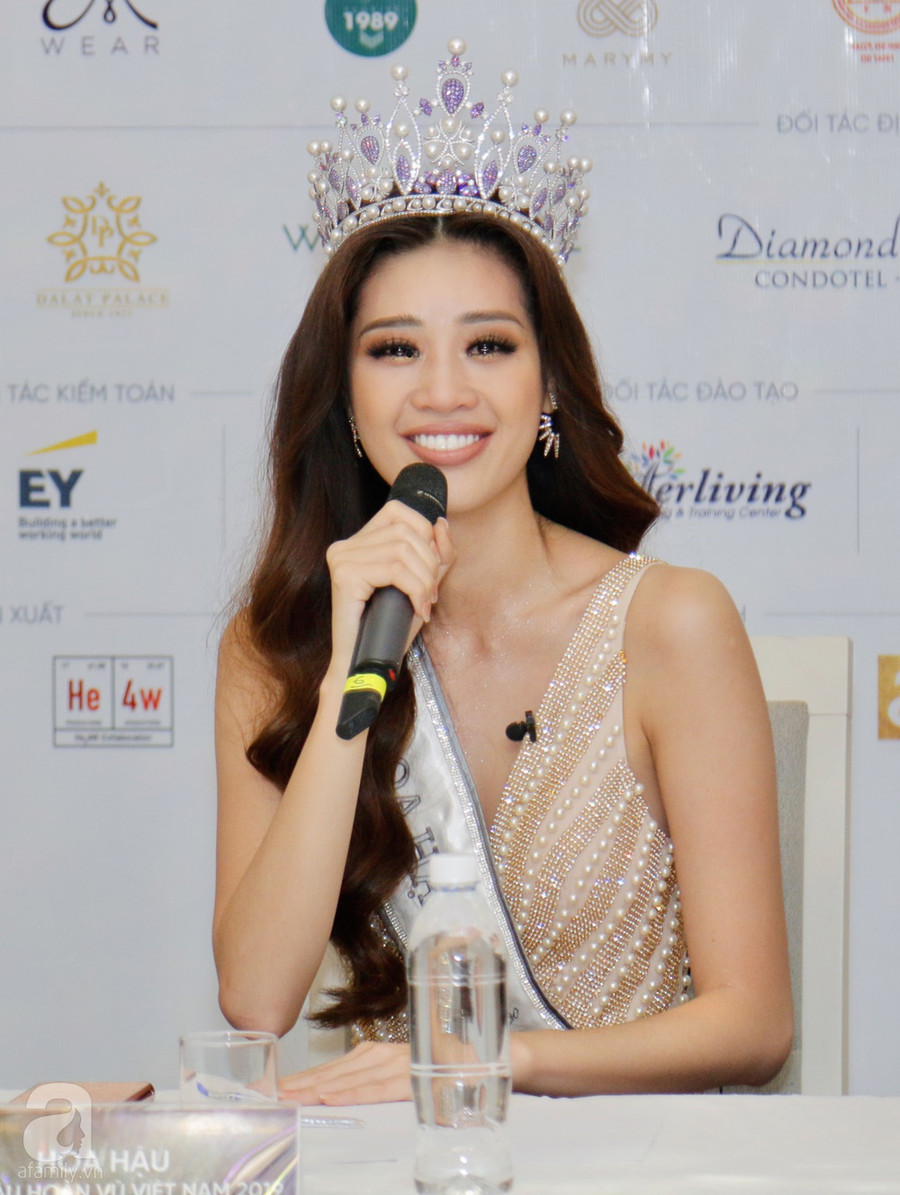 Bị chê ứng xử “nhạt”, tân Hoa hậu Hoàn vũ Việt Nam nói gì? ảnh 4 Bị chê ứng xử “nhạt”, tân Hoa hậu Hoàn vũ Việt Nam nói gì? ảnh 4