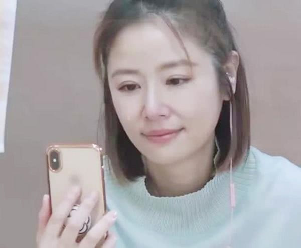 danh tinh co gai lam lam tam nhu khoc nuc no ngay tren song truyen hinh - 3