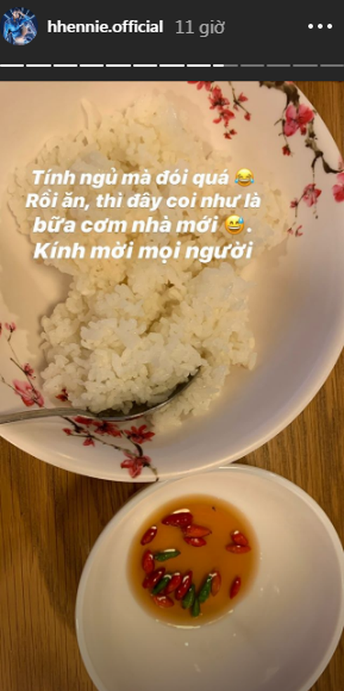 H"Hen Niê và bữa cơm đạm bạc sau 1 ngày hết nhiệm kỳ Hoa hậu Hoàn vũ Việt Nam ảnh 1