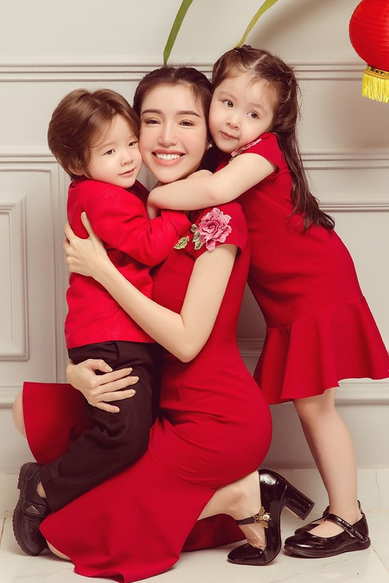 cuộc sống của elly trần 4 Elly Trần, Elly Trần và hai con, sao việt