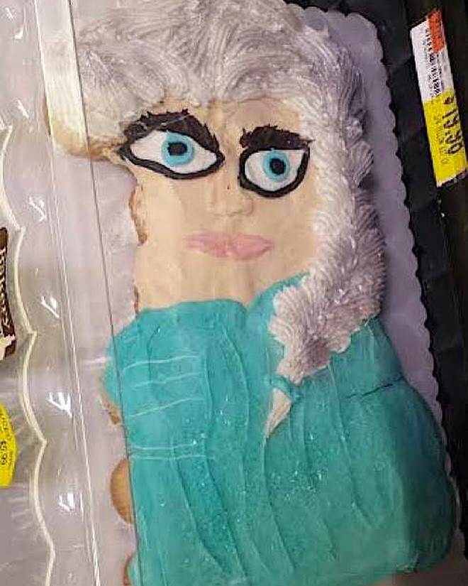 Được fan hâm mộ gửi tặng bánh kem lấy cảm hứng từ Frozen 2, “bà hoàng truyền hình” Ellen Show tá hỏa: Elsa và Olaf đây ư? ảnh 6 Được fan hâm mộ gửi tặng bánh kem lấy cảm hứng từ Frozen 2, “bà hoàng truyền hình” Ellen Show tá hỏa: Elsa và Olaf đây ư? ảnh 6