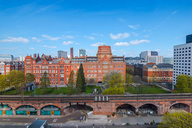 Đại học Manchester. Ảnh:Shutterstock