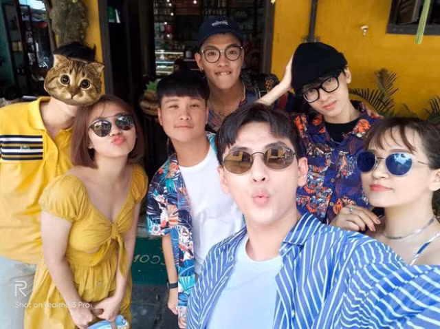 Văn Mai Hương khoa ảnh bạn trai.