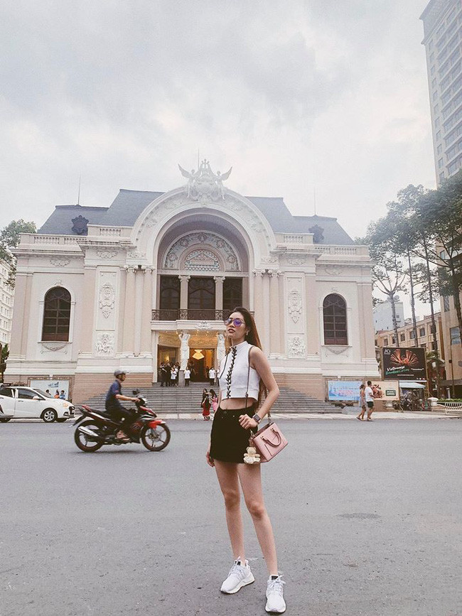 Cận cảnh cuộc sống sang chảnh của Tân Hoa hậu Hoàn vũ Khánh Vân, tiết lộ sở thích cực kỳ đặc biệt và tốn kém - Ảnh 10. Cận cảnh cuộc sống sang chảnh của Tân Hoa hậu Hoàn vũ Khánh Vân, tiết lộ sở thích cực kỳ đặc biệt và tốn kém - Ảnh 10.