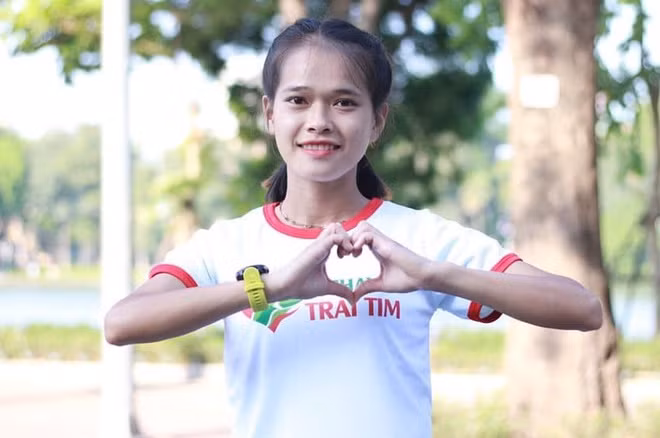 Cam phuc nu sinh DH Quy Nhon thi dau het minh tai SEA Games hinh anh 3 