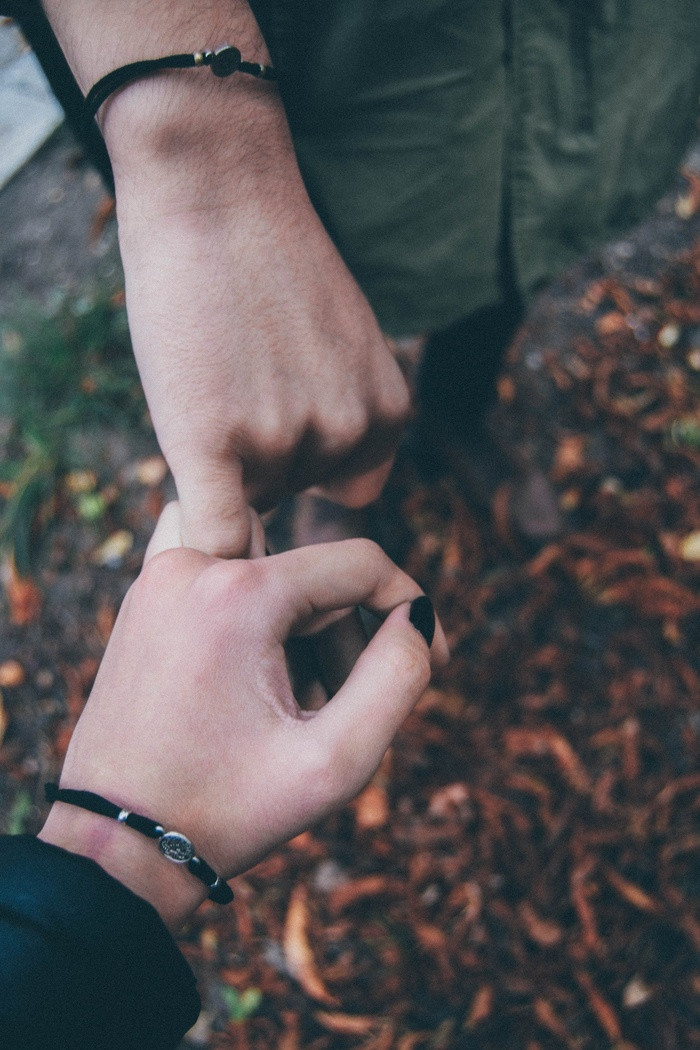 Loạt ý tưởng chụp ảnh đôi khiến dân FA “phát hờn” giữa lúc gió đông về ảnh 10 Loạt ý tưởng chụp ảnh đôi khiến dân FA phát hờn vì ghen tỵ giữa lúc gió đông đang về