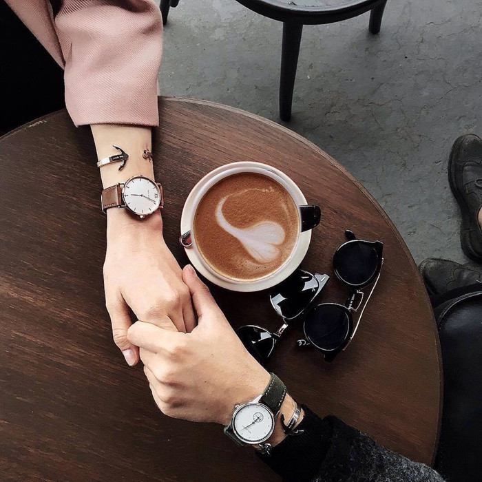 Loạt ý tưởng chụp ảnh đôi khiến dân FA “phát hờn” giữa lúc gió đông về ảnh 3 20 ý tưởng chụp ảnh đôi khiến dân FA phát hờn vì ghen tỵ giữa lúc gió đông đang về