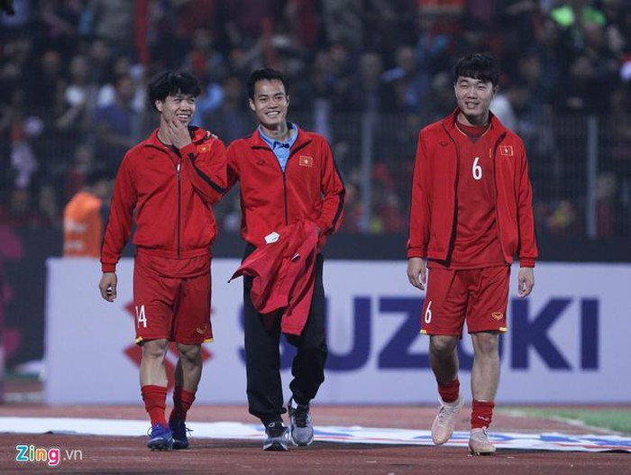 Đóng MV, làm vlog là "nghề tay trái" của hội cầu thủ Việt Nam ảnh 7