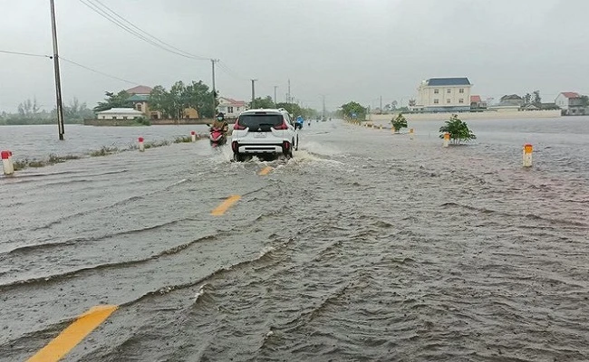 Thời tiết đầu tuần: Bắc Bộ ngày nắng, Trung Bộ mưa to, Nam Bộ mưa rào