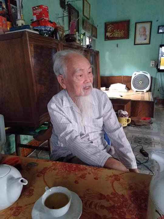 chuyen la o ngoi lang khong cong: gai xinh, tai gioi ma chang ai dam lay - 3