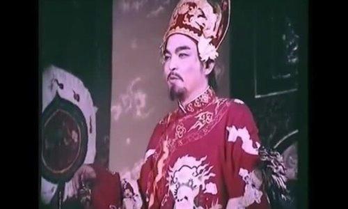 Thế Anh - diễn viên hào hoa của màn ảnh Việt ảnh 2 Thế Anh vào vai Trịnh Sâm trong "Đêm hội Long Trì (năm 1989, đạo diễn Hải Ninh)