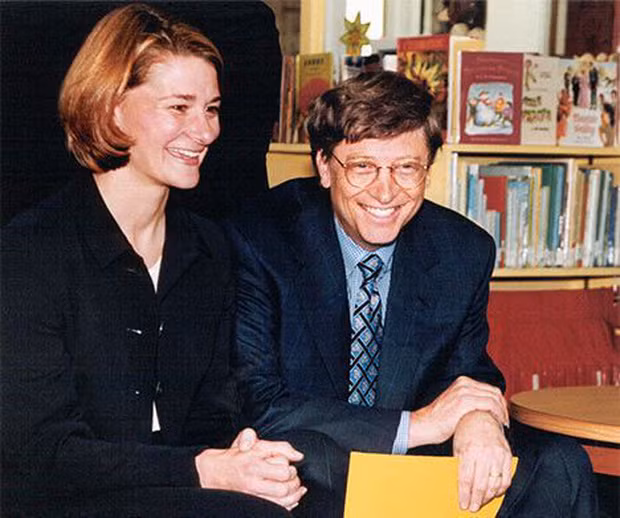 Điều bất ngờ tỷ phú Bill Gates làm với vợ trước khi kết hôn, 25 năm sau vẫn hạnh phúc
