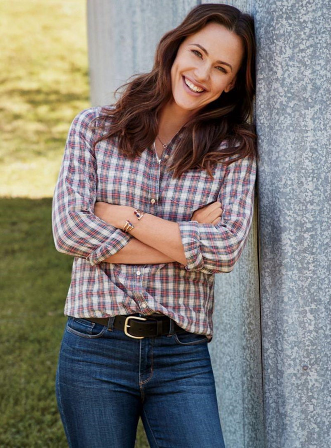 Ngắm váy áo của người phụ nữ đẹp nhất năm 2019 ảnh 6 Ngam vay ao cua nguoi phu nu dep nhat nam 2019 hinh anh 6