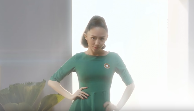 Tóc Tiên ăn mặc thường thường, làm gái công sở ngoan hiền vẫn đẹp khí chất - Ảnh 2. Tóc Tiên ăn mặc thường thường, làm gái công sở ngoan hiền vẫn đẹp khí chất - Ảnh 2.