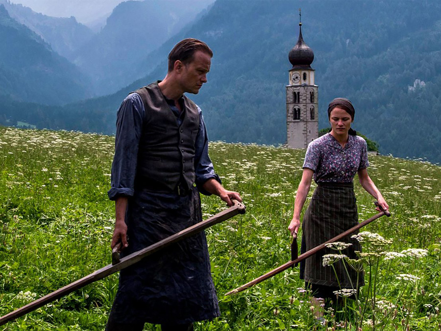 Cảnh trong phim A Hidden Life của đạo diễn Terrence Malick. Cảnh trong phim A Hidden Life của đạo diễn Terrence Malick.