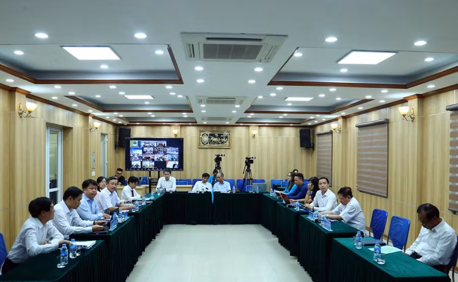 Quang cảnh hội nghị kiện toàn Ban chủ nhiệm CLB giai đoạn 2022-2025 tại một đầu cầu