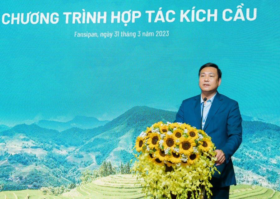 Ông Trần Sơn Bình, Phó Giám đốc Sở Du lịch Lào Cai chia sẻ tại chương trình.