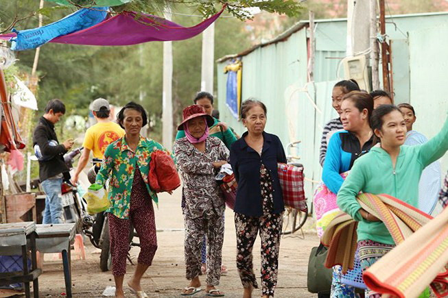 TPHCM thực hiện việc di dân tại xã đảo Thạnh An (huyện Cần Giờ) vào đất liền, nhờ đó đã hạn chế tối đa thiệt hại cho người dân nơi đây TPHCM thực hiện việc di dân tại xã đảo Thạnh An (huyện Cần Giờ) vào đất liền, nhờ đó đã hạn chế tối đa thiệt hại cho người dân nơi đây