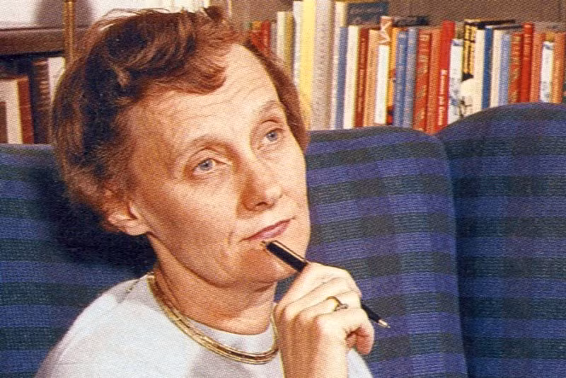 Nữ văn sĩ Astrid Lindgren