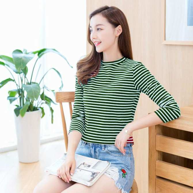 Gợi ý cách chọn áo phông cho các cô nàng mảnh mai ảnh 2 Gợi ý cách chọn áo phông cho các cô nàng mảnh mai ảnh 2