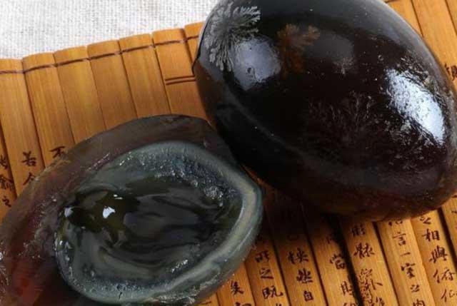 Top 5 món ăn người Trung Quốc thích ăn nhưng du khách lại “chạy mất dép“ ảnh 1 top 5 mon an nguoi trung quoc thich an nhung du khach lai "chay mat dep" - 1