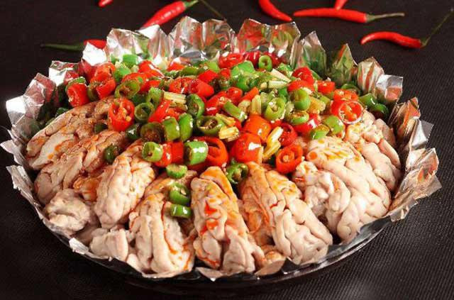 Top 5 món ăn người Trung Quốc thích ăn nhưng du khách lại “chạy mất dép“ ảnh 2 top 5 mon an nguoi trung quoc thich an nhung du khach lai "chay mat dep" - 2