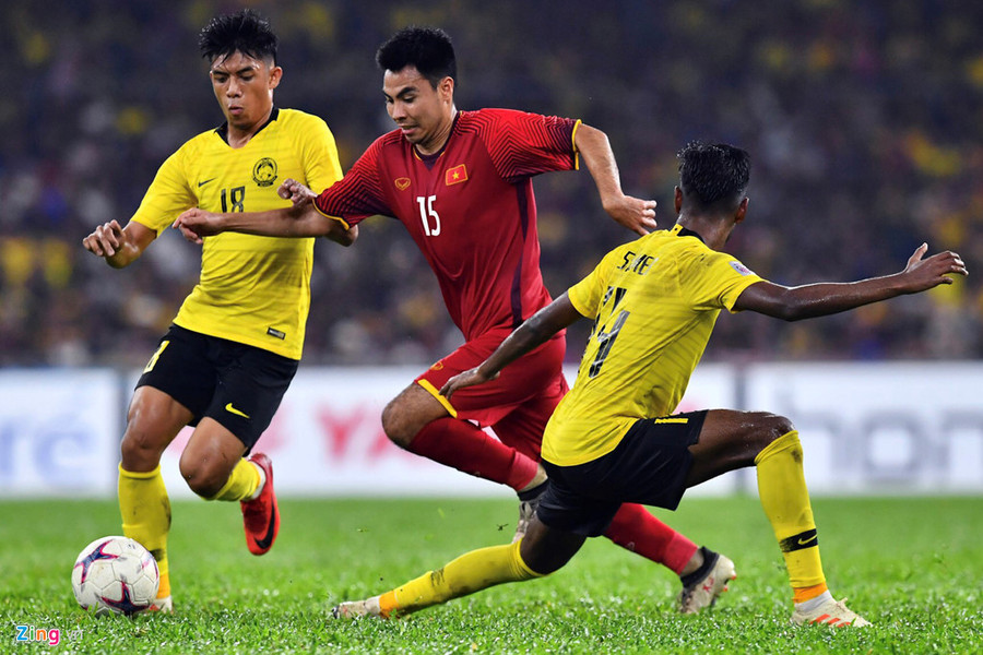 Đức Huy luôn chơi năng nổ và hoàn thành tốt nhiệm vụ mỗi khi được HLV Park tin tưởng Đức Huy luôn chơi năng nổ và hoàn thành tốt nhiệm vụ mỗi khi được HLV Park tin tưởng