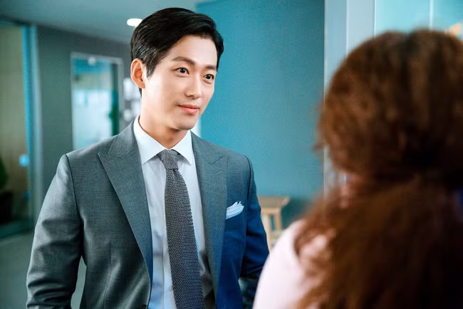 Mẹ chồng khinh tôi nhà quê chân đất hèn mọn nhưng chỉ một tin nhắn trong điện thoại, tôi khiến bà phải sáng mắt ra thay đổi hẳn thái độ - Ảnh 2.