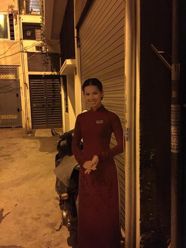 Đi ăn về lúc nửa đêm, cô gái sởn tóc gáy phát hiện bàn tay khổng lồ có móng dài ngoằn chồm ra bên đường - Ảnh 7. Đi ăn về lúc nửa đêm, cô gái sởn tóc gáy phát hiện bàn tay khổng lồ có móng dài ngoằn chồm ra bên đường - Ảnh 7.