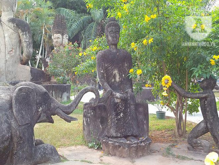 Kỳ bí khu "rừng Phật" với hàng trăm bức tượng bên dòng Mekong ảnh 15 Kỳ bí khu "rừng Phật" với hàng trăm bức tượng bên dòng Mekong ảnh 15