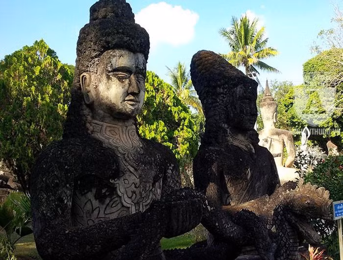 Kỳ bí khu "rừng Phật" với hàng trăm bức tượng bên dòng Mekong ảnh 26