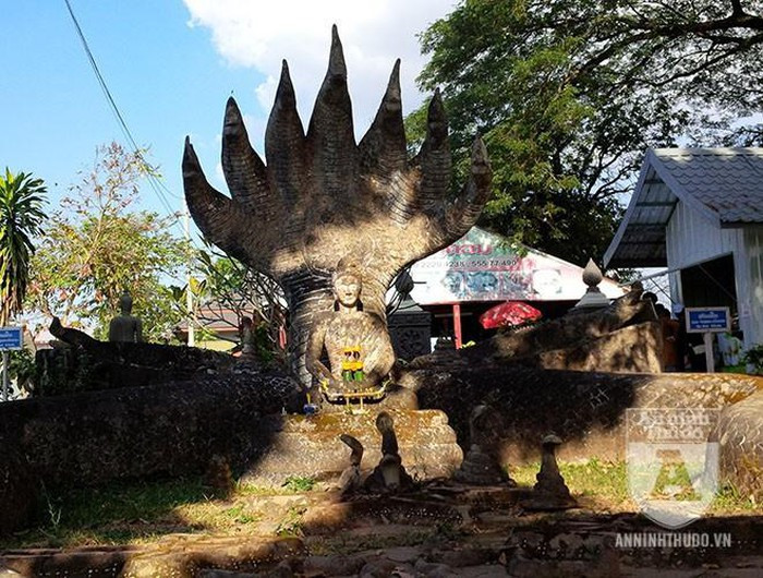 Kỳ bí khu "rừng Phật" với hàng trăm bức tượng bên dòng Mekong ảnh 16 Kỳ bí khu "rừng Phật" với hàng trăm bức tượng bên dòng Mekong ảnh 16