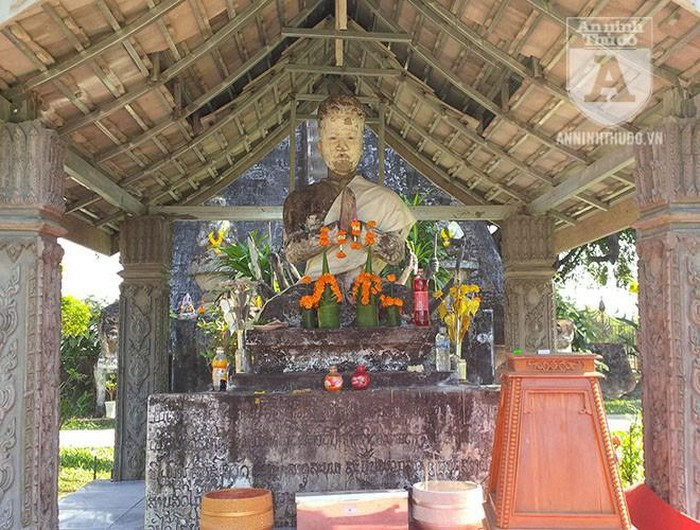 Kỳ bí khu "rừng Phật" với hàng trăm bức tượng bên dòng Mekong ảnh 11 Kỳ bí khu "rừng Phật" với hàng trăm bức tượng bên dòng Mekong ảnh 11